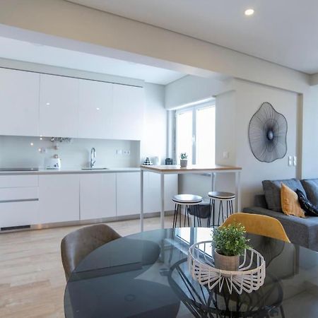 New - Luxury & Bright Apartment Lisbon Exterior photo