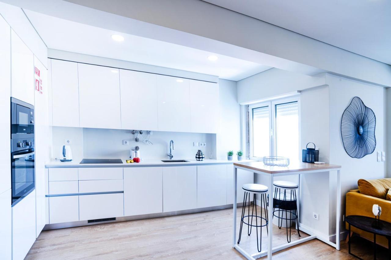 New - Luxury & Bright Apartment Lisbon Exterior photo
